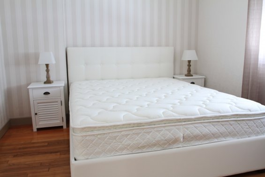 Hypnia Bett