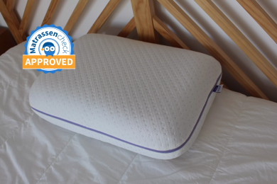 lilia forever pillow op bed